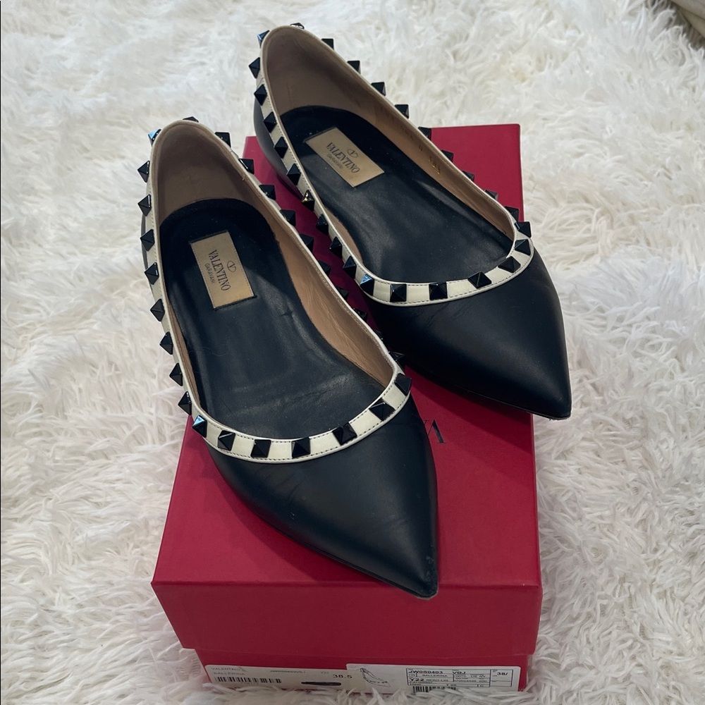 Valentino rockstud ballerina flats. Black leather with ivory trim & black studs